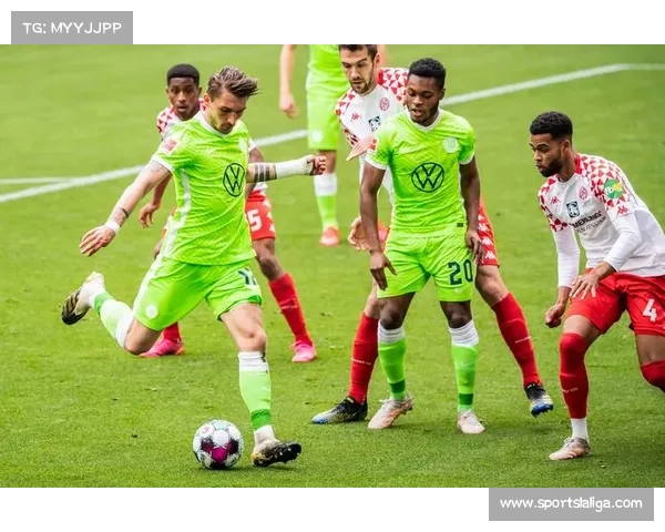 沃尔夫斯堡2-1绝杀圣保利，佩奇诺维奇头球制胜