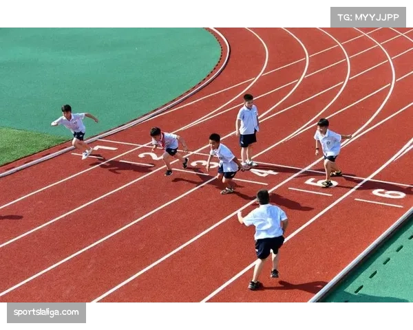 法国教育部与足协联合启动“校园足球周”，覆盖千所中小学